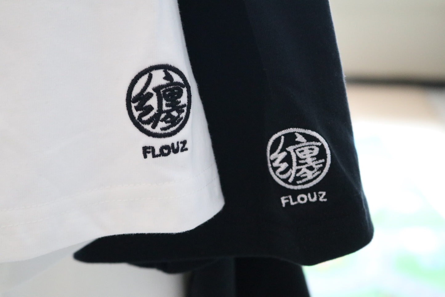 FLOUZ アパレル 纏 (MATOI)™ オープンポケットTシャツ（白）